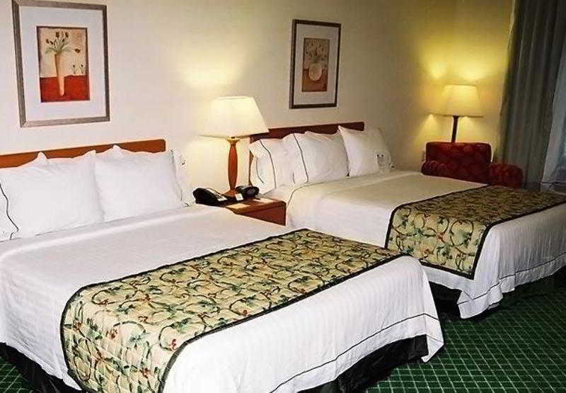 Fairfield Inn & Suites By Marriott Clermont Kamer foto